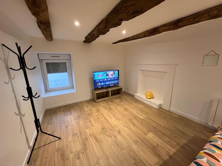 Charmante Maison A Evran Proche Dinan Et St Malo. Extérieur photo