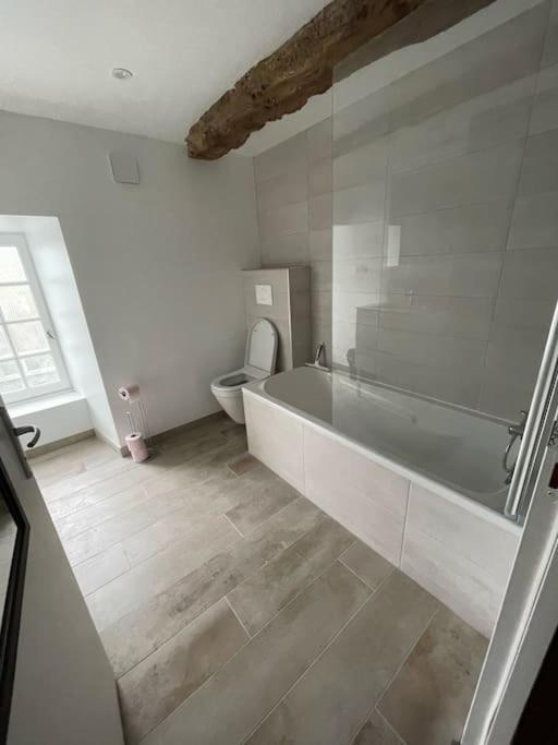 Charmante Maison A Evran Proche Dinan Et St Malo. Extérieur photo