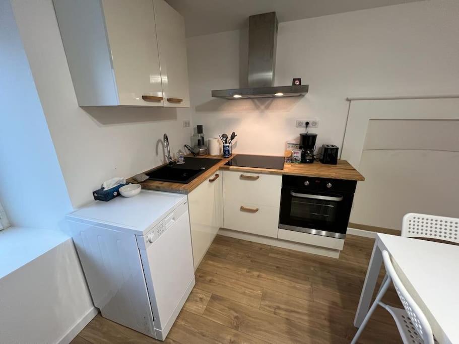 Charmante Maison A Evran Proche Dinan Et St Malo. Extérieur photo